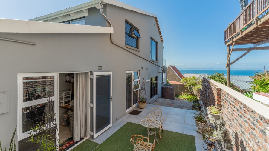 3 Bedroom Property for Sale in Linkside Western Cape